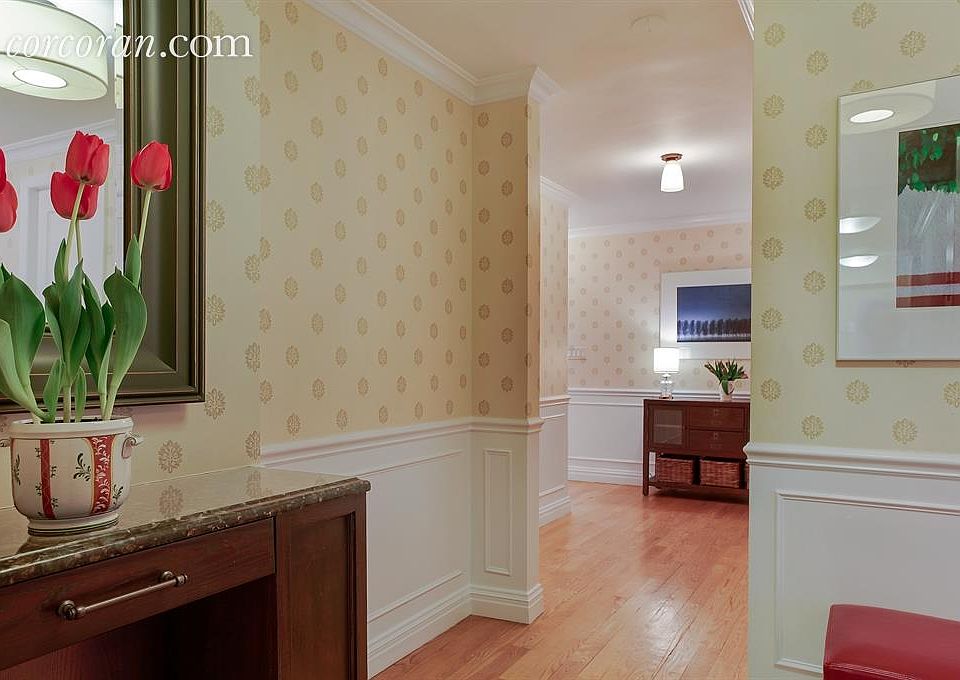 1st image of 111 E 85th St #16DE