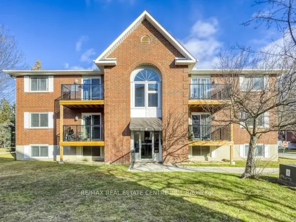 565 Greenfield Ave, Kitchener, ON