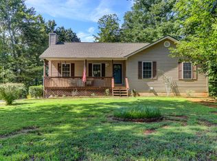1039 Colony Ct, Moneta, VA 24121