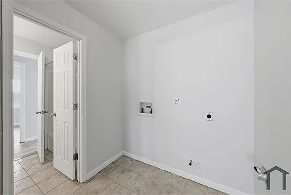 850 Saint Bartholomew Dr — Photo 13