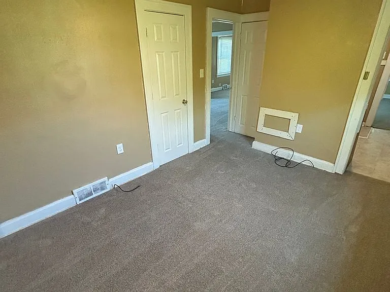 5045 Bellefontaine Ave — Photo 9
