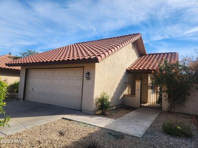 5215 E Half Moon Dr, Phoenix, AZ, 85044