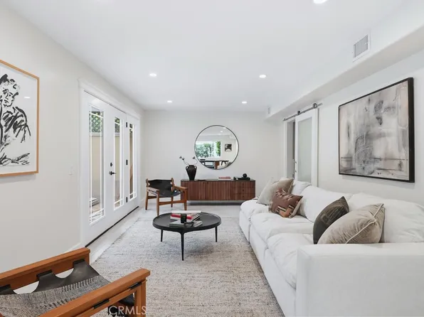 2413 Venier Way, Costa Mesa, CA 92627