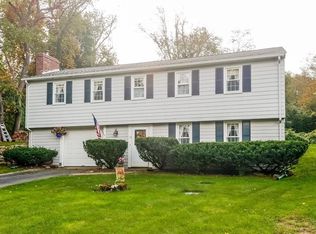 12 Hollett St, Scituate, MA 02066
