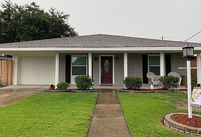 1st image of 491 Beech Dr