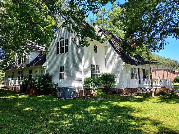 5th image of 142 Tanglewood Dr
