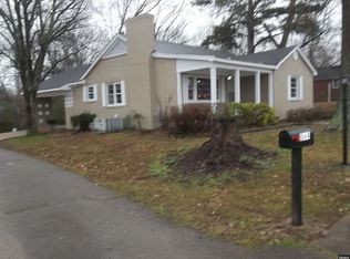 564 Elm St, Martin, TN 38237