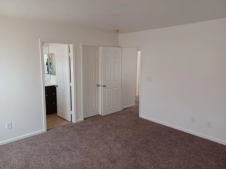 7936 Imperial Treasure St — Photo 9