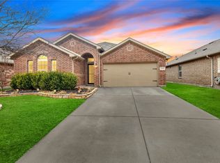 14353 Artisan Dr, Fort Worth, TX 76115