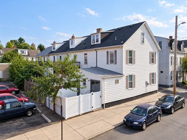 547 N Silk St, Allentown, PA 18102