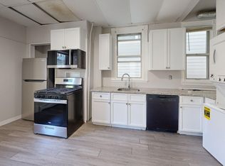346 Chelsea St #2, Boston, MA 02128