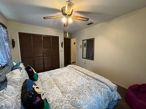 5th image of 16920 SW 39th Cir
