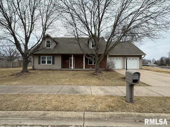 9900 N Bermuda Ct, Peoria, IL 61615