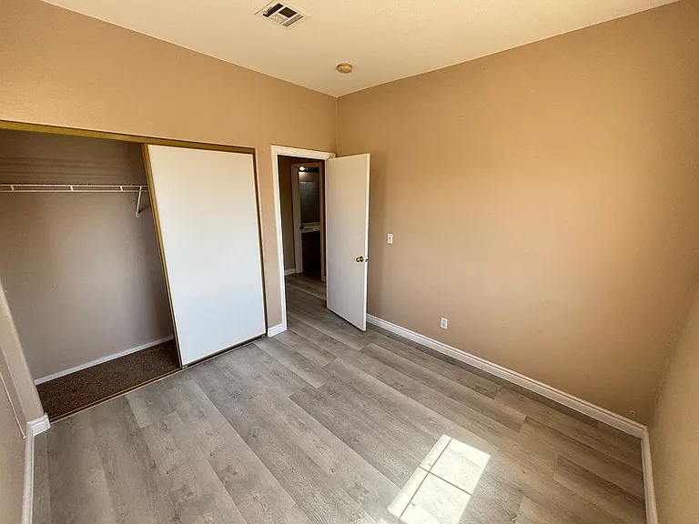2398 Swifton Ct — Photo 28