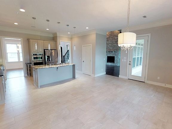 5th image of 234 Lincolnshire Way