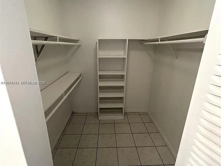 1225 NE 124th St #28A — Photo 9