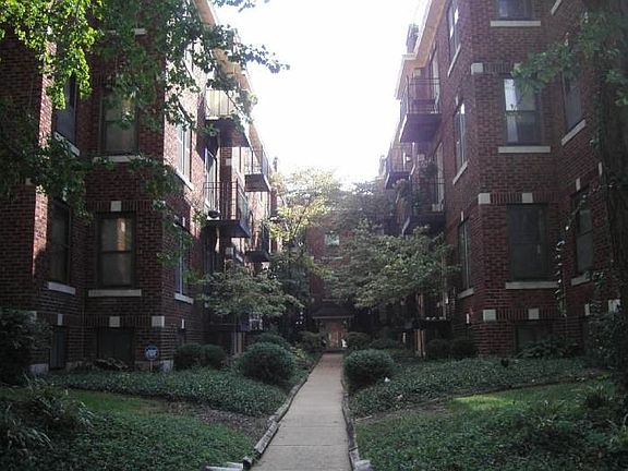 4th image of 5578 Waterman Blvd #8ETF
