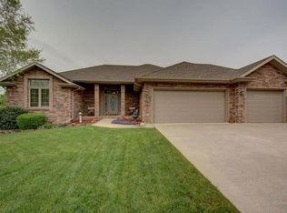 2741 S Marlborough Ave, Springfield, MO 65807