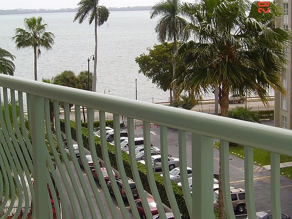 4th image of 1408 Brickell Bay Dr APT 602