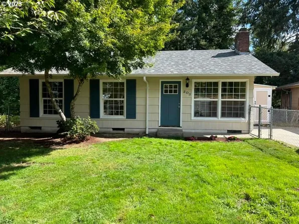 203 Eluria St, Oregon City, OR 97045