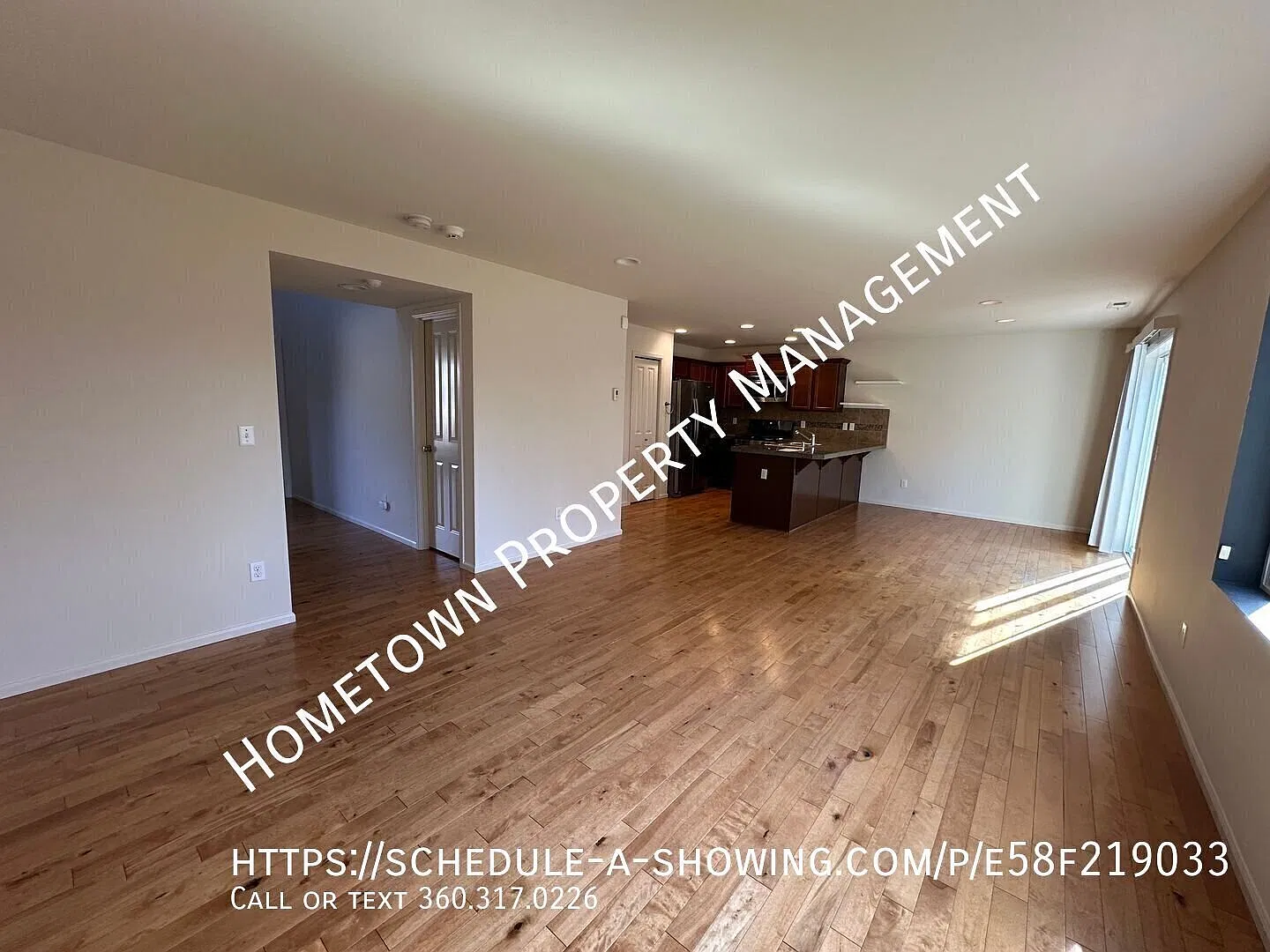 4 Bedroom 2.5 Bath With Office In Lacey! Available Now!! — Photo 3