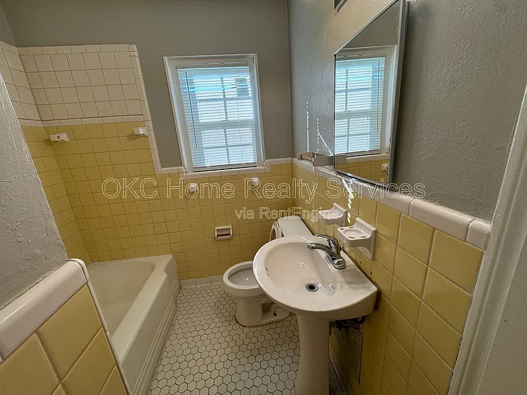 1516 Park Cir — Photo 7