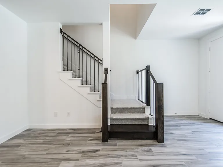 1540 Navasota Trl — Photo 7
