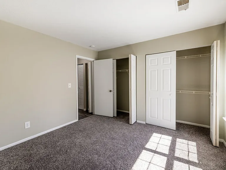 Mad River Apartment Homes — Photo 11