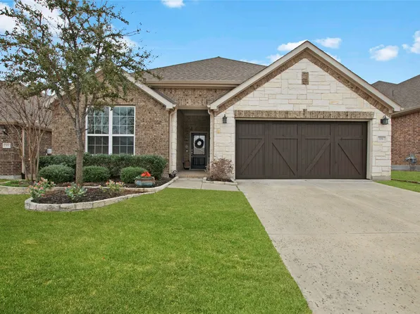 106 Crimson Law Dr, Lewisville, TX 75067