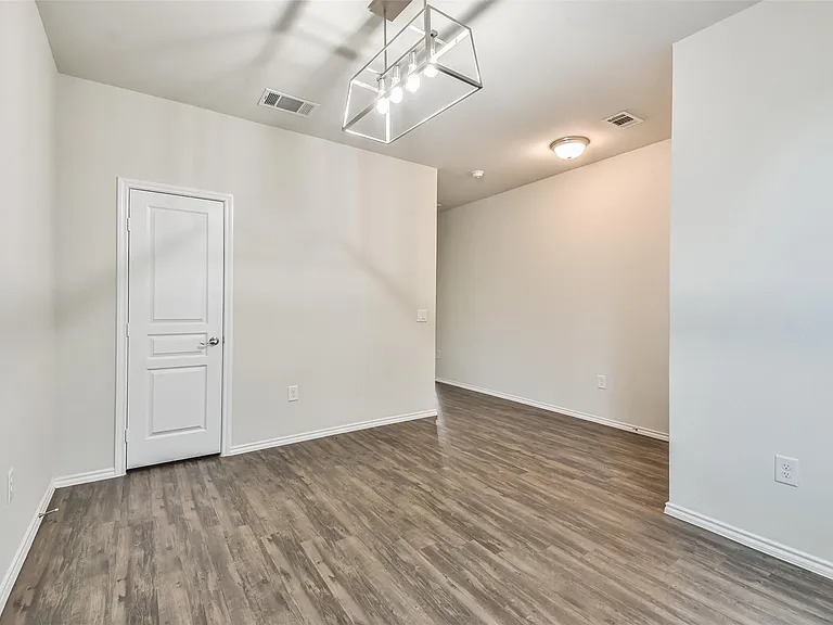 5047 Royal Amber Ln — Photo 21