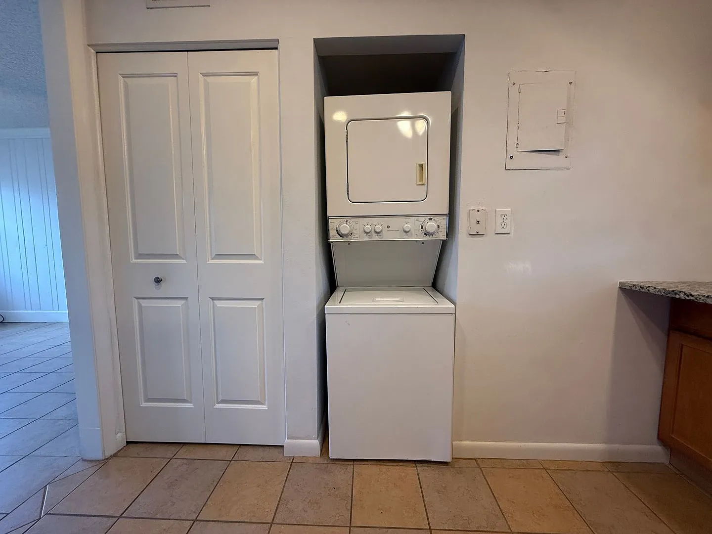 Charming 2-Bedroom, 1-Bath Condo in the heart of Maitland — Photo 4