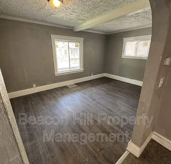 2355 E 86th St — Photo 2