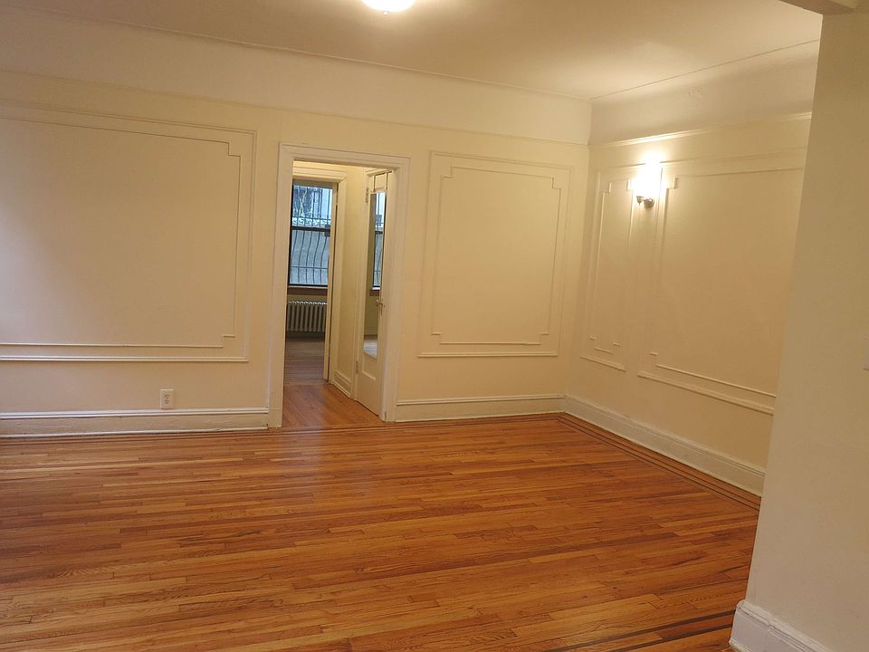 1st image of 558 11th St APT 1B