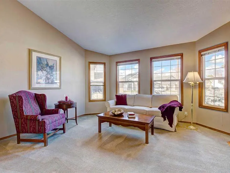 4454 N Buckboard Pl — Photo 3