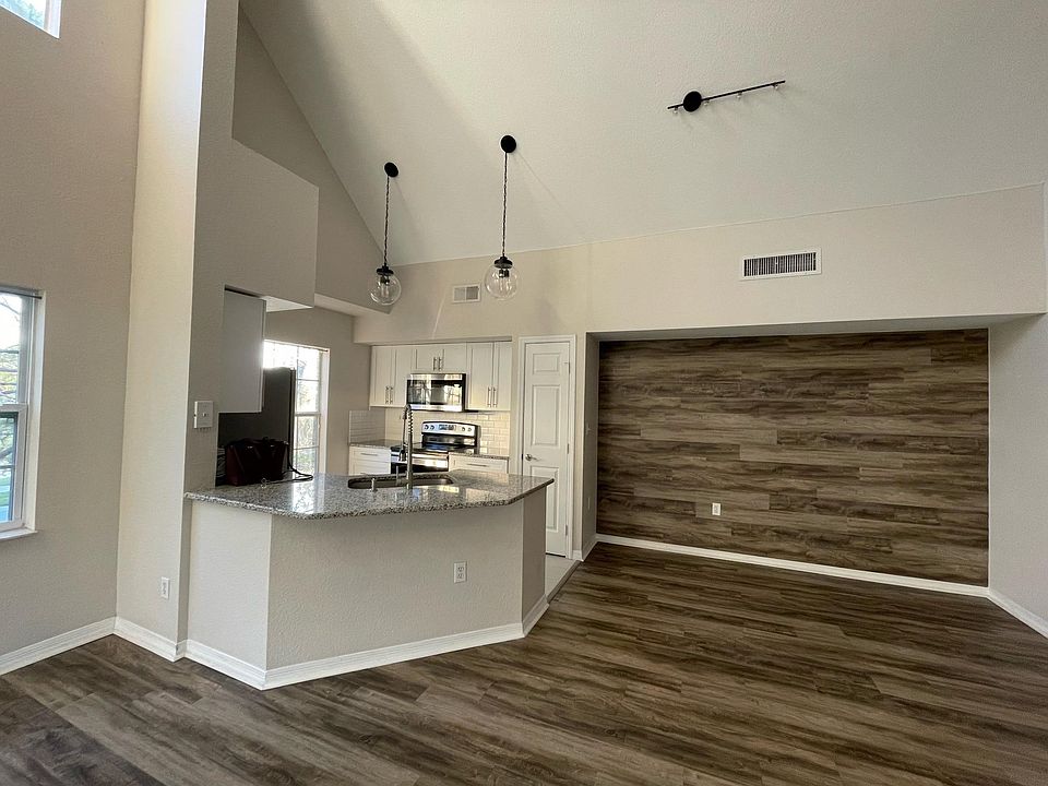 1st image of 10526 Windsor Lake Ct Unit 10526