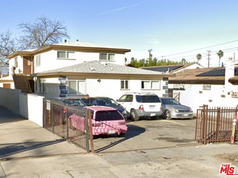 1st image of 539 W 91st St