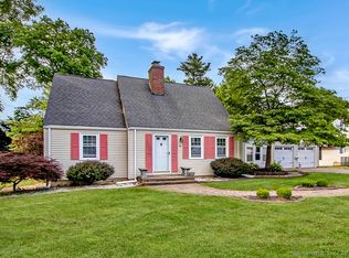 66 Centerwood Rd, Newington, CT 06111