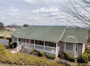 2 Moonlight Rdg, Leicester, NC 28748