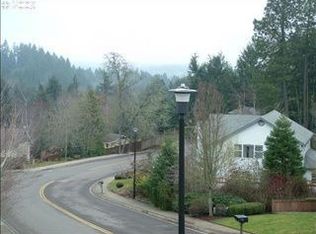 3946 Brae Burn Dr, Eugene, OR 97405