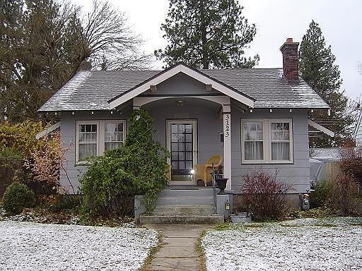 Front of home w/beautiful landscaping