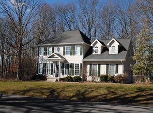 145 Hickory Rdg, Maxwelton, WV 24957