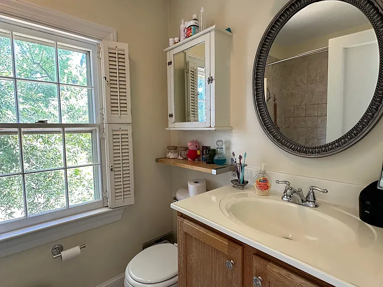 Upstairs Bathroom