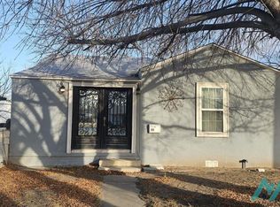 414 S Mesa St, Carlsbad, NM 88220