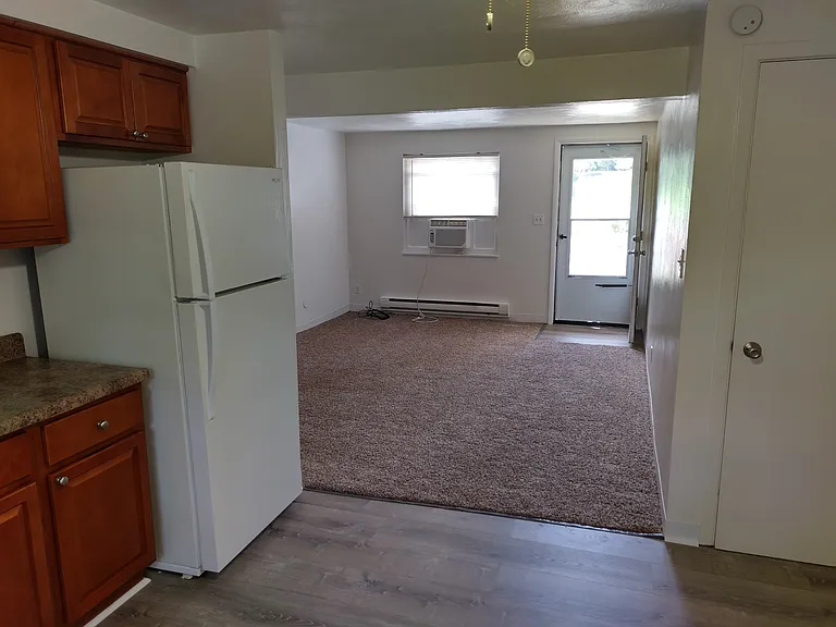110-114 Elwood Ave #1-2 — Photo 3