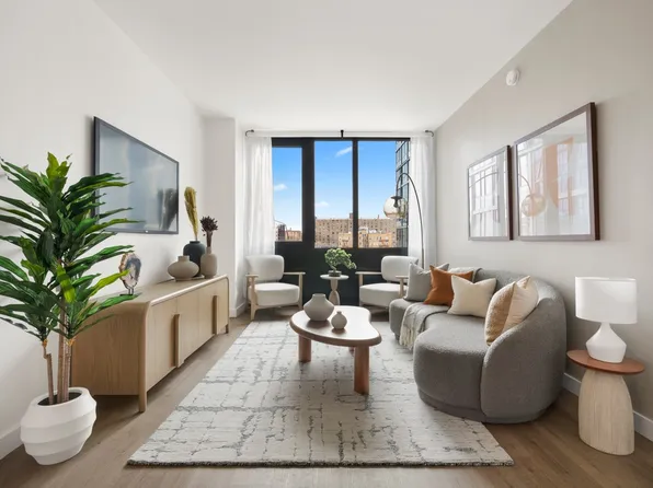 166-20 90th Avenue image 2 of 19