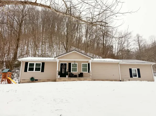 421 Sally Stephens Br, Prestonsburg, KY 41653