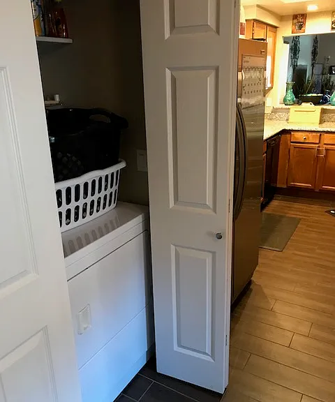 1131 N Carriage Ln — Photo 11