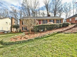 1108 Bearmore Dr, Charlotte, NC 28211