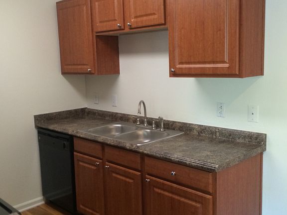 2nd image of 824 Saint Andrews Dr APT J