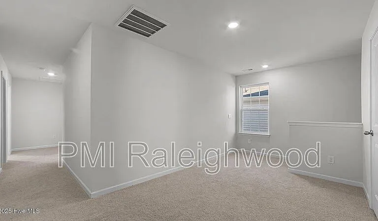 286 Palm Dr — Photo 13